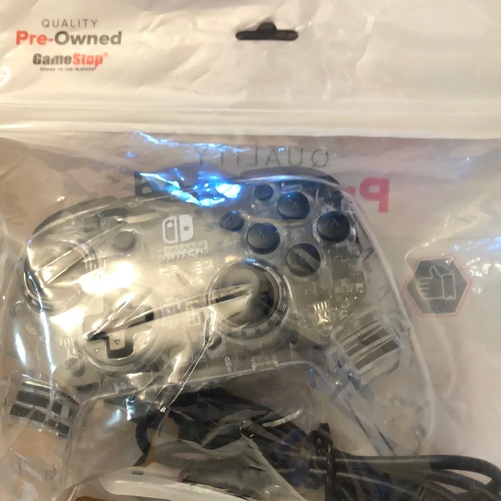 Nintendo Switch Controller🎮 - Picture 1 of 4